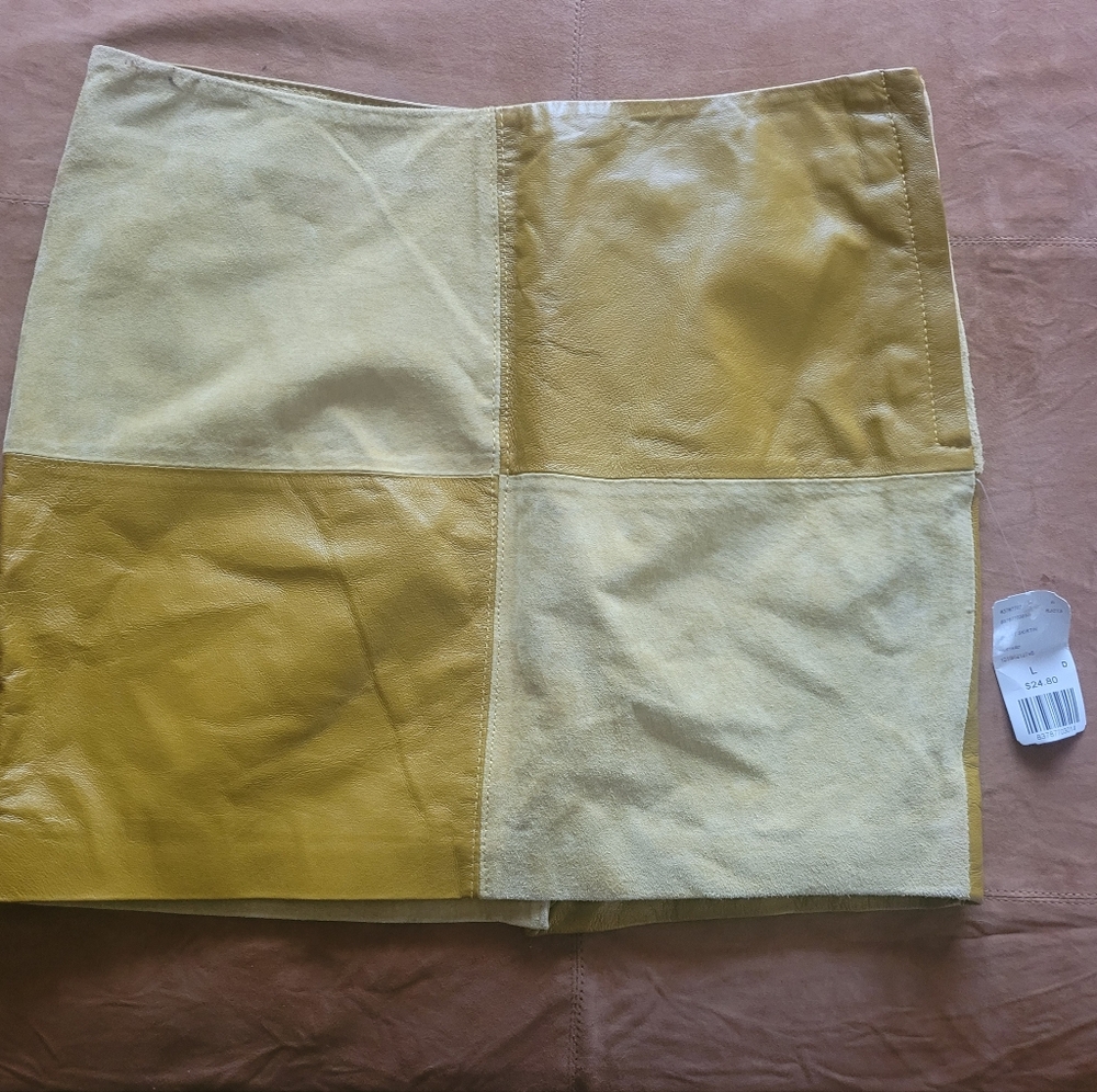 Forever 21 suede & leather mini skirt, size L/G, Mustard